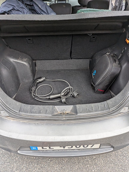 Nissan Leaf 2 of 9
