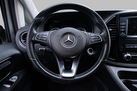 Mercedes-Benz Vito 119 21 of 30