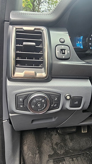 Ford Ranger 24 of 30