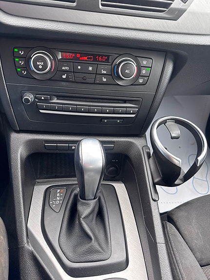 BMW X1 18 of 19