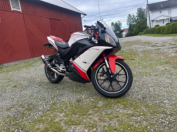 Derbi GPR 125 Race 4 of 30