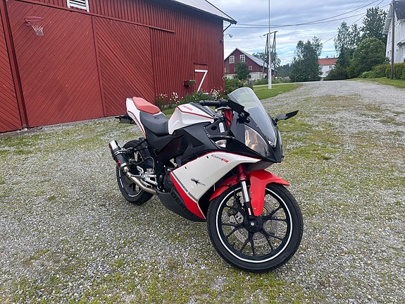 Derbi GPR 125 Race 2 of 30