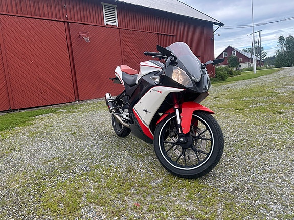 Derbi GPR 125 Race 3 of 30