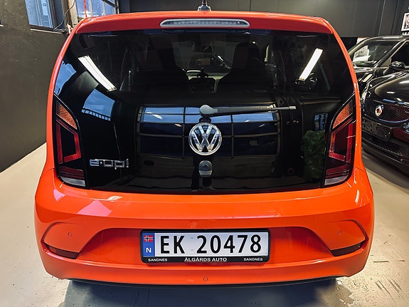 Volkswagen UP! 9 of 30
