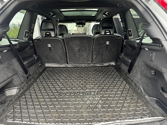 Volvo XC90 12 of 13