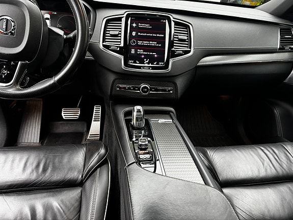 Volvo XC90 7 of 13
