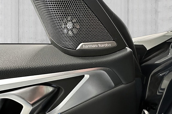 BMW i4 15 of 16