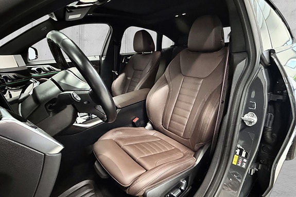 BMW i4 9 of 19