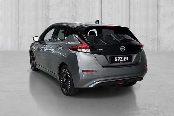 Nissan Leaf 6 of 15