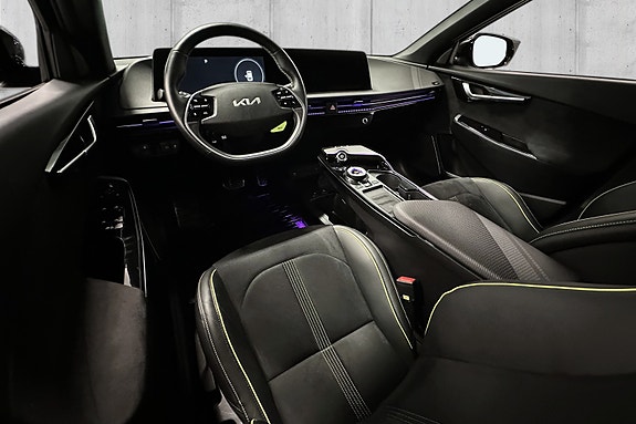 Kia EV6 10 of 17