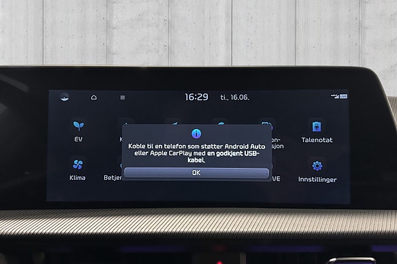 Kia EV6 14 of 17