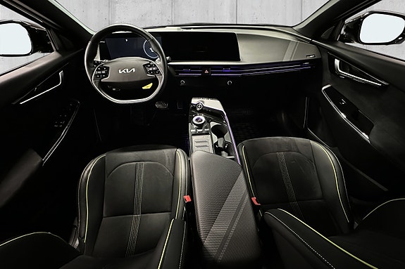 Kia EV6 9 of 17