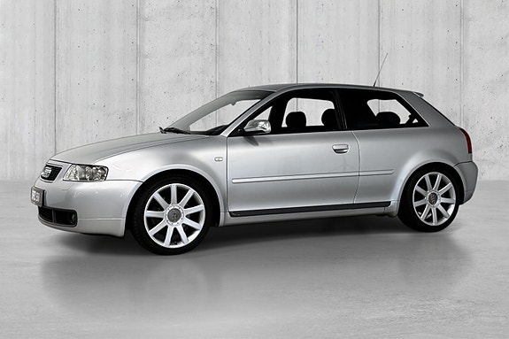Audi S3 3 of 19