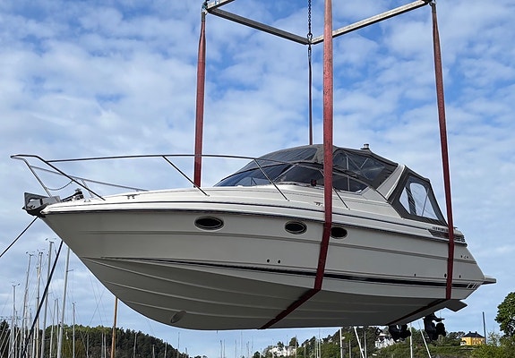 Fairline 31 targa med stor badeplattform 6 of 27