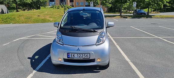 Mitsubishi i-Miev 4 of 15