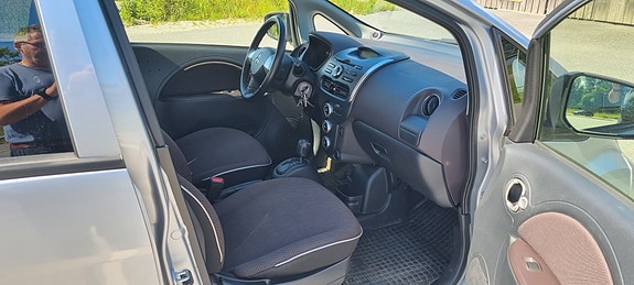 Mitsubishi i-Miev 12 of 15