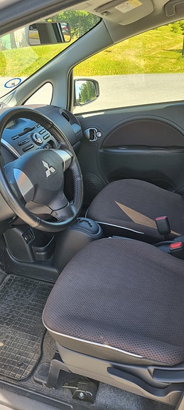 Mitsubishi i-Miev 11 of 15