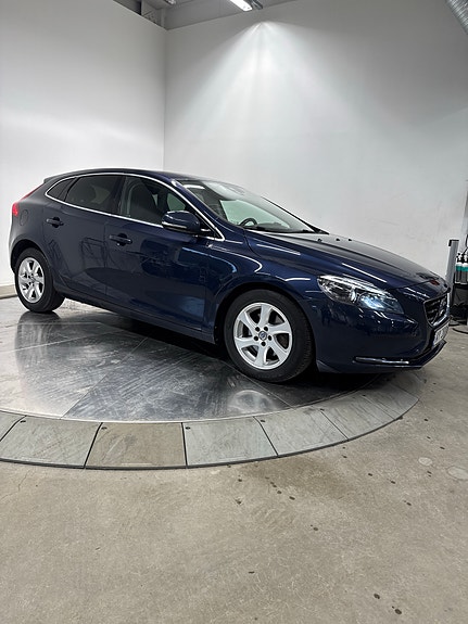 Volvo V40 19 of 19