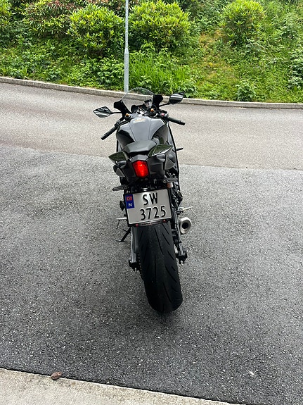 Yamaha R7 4 of 4