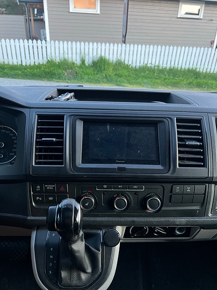 Volkswagen Transporter 18 of 20