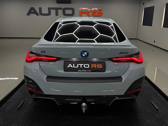 BMW i4 7 of 27