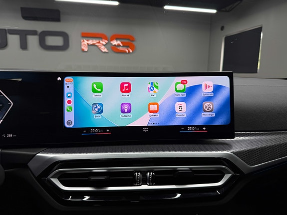 BMW i4 20 of 27