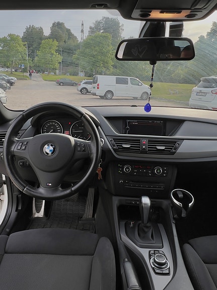 BMW X1 15 of 18