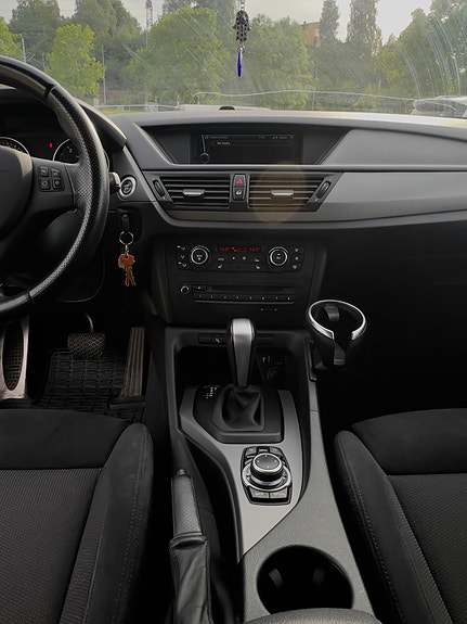 BMW X1 17 of 18