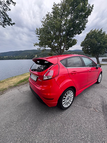 Ford Fiesta 3 of 15