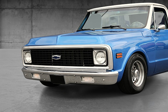 Chevrolet C-10 2 of 16