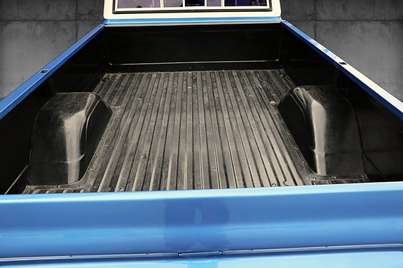 Chevrolet C-10 10 of 16