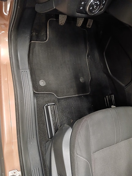 Ford B-MAX 19 of 30