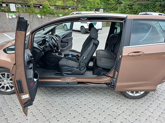 Ford B-MAX 12 of 30
