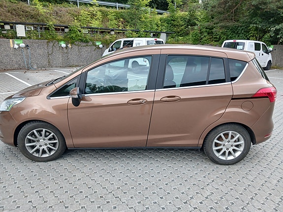 Ford B-MAX 13 of 30