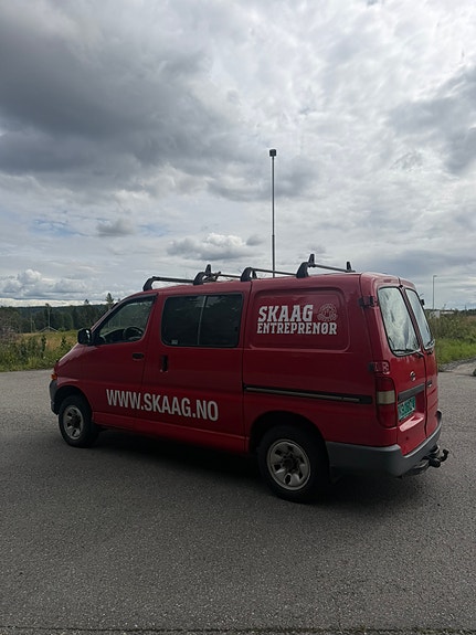 Toyota HiAce 5 of 17