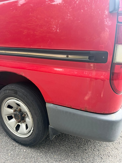 Toyota HiAce 15 of 17