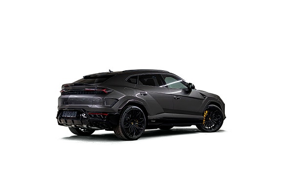 Lamborghini Urus 2 of 30
