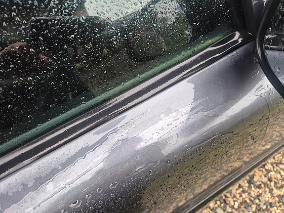 Volvo V70 7 of 12