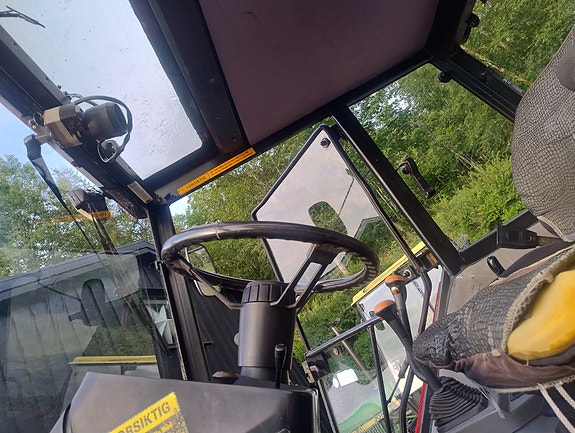 CASE IH CASE IH 4210 LP 4x4 MVA FRI! 20 of 27
