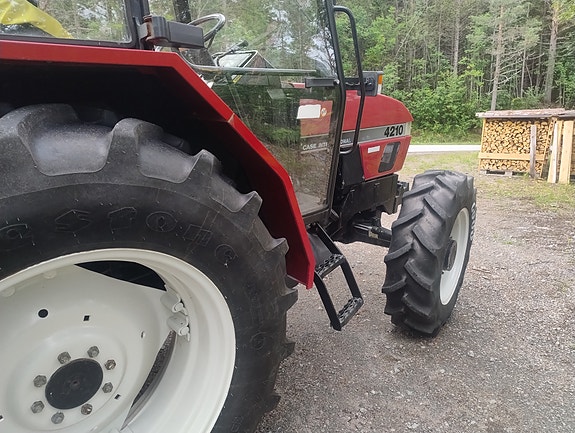 CASE IH CASE IH 4210 LP 4x4 MVA FRI! 5 of 27
