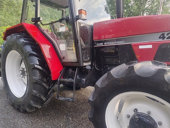 CASE IH CASE IH 4210 LP 4x4 MVA FRI! 10 of 27