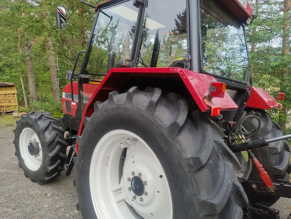 CASE IH CASE IH 4210 LP 4x4 MVA FRI! 8 of 27