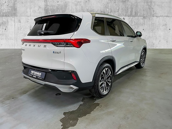 Maxus Euniq 6 3 of 12