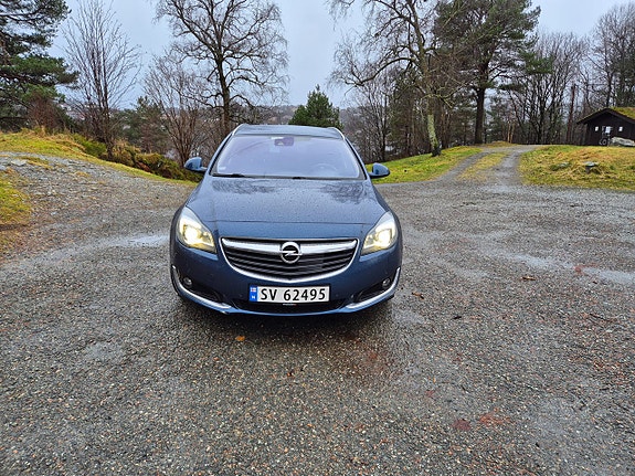 Opel Insignia 2 of 10