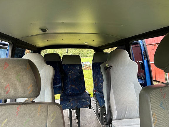 Volkswagen Transporter 5 of 13