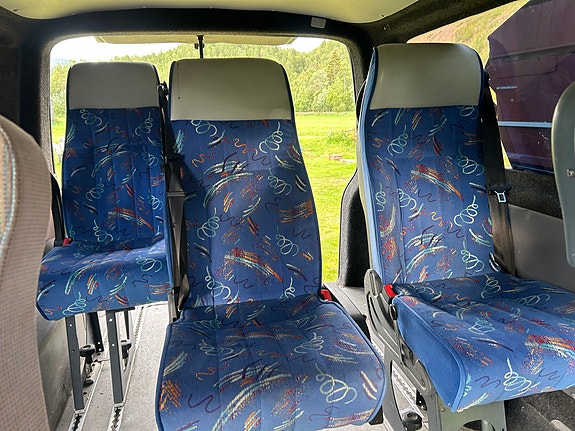 Volkswagen Transporter 8 of 13