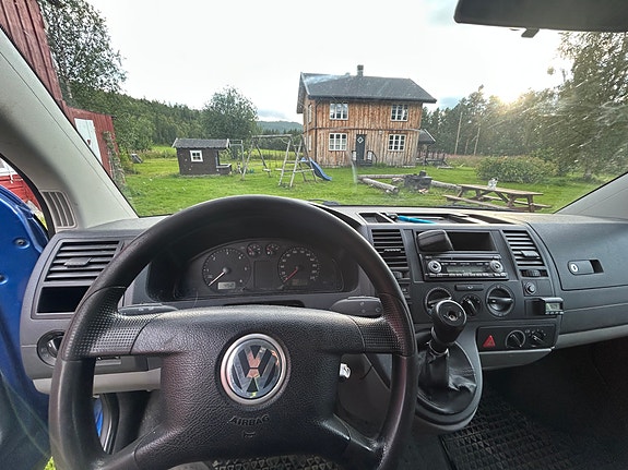 Volkswagen Transporter 12 of 13