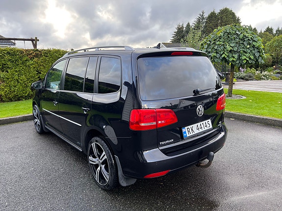 Volkswagen Touran 6 of 20
