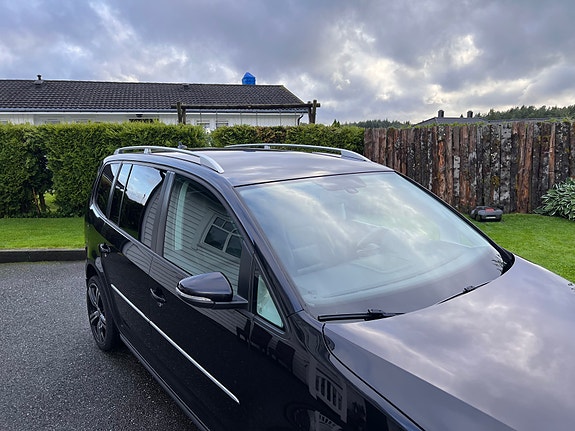 Volkswagen Touran 3 of 20
