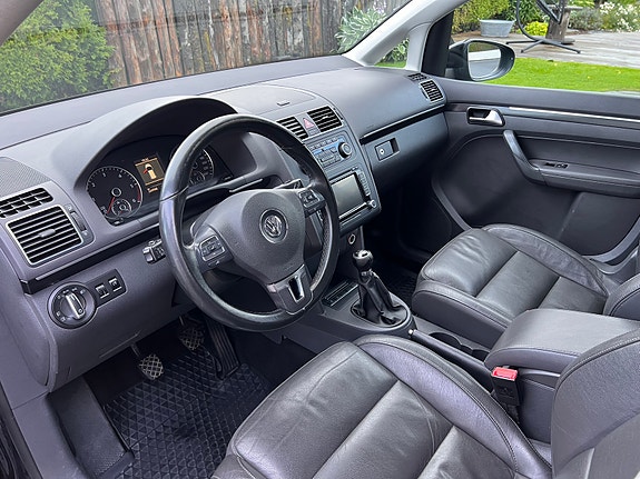 Volkswagen Touran 13 of 20